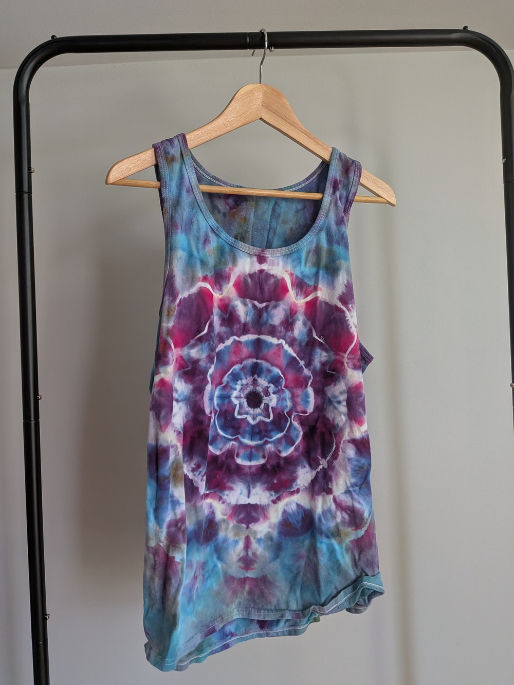 Handmade Tie-Dye Scoop Neck Tank Top - Purple & Blue